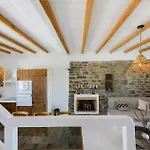 Parian Philoxenia Villa, Mikri Santa Maria Semesterbostad Naousa