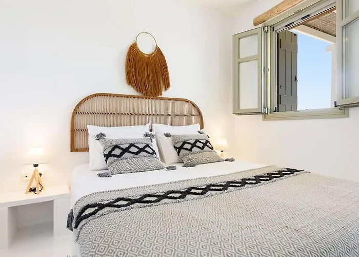 Parian Philoxenia Villa, Mikri Santa Maria Semesterbostad Naousa